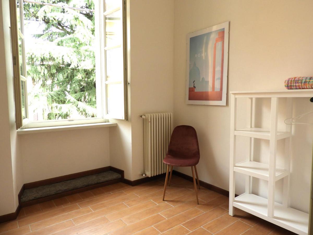 Villa Maghetti - Modernized Flat In Historic Palazzo In The Center Of Luino Eksteriør billede