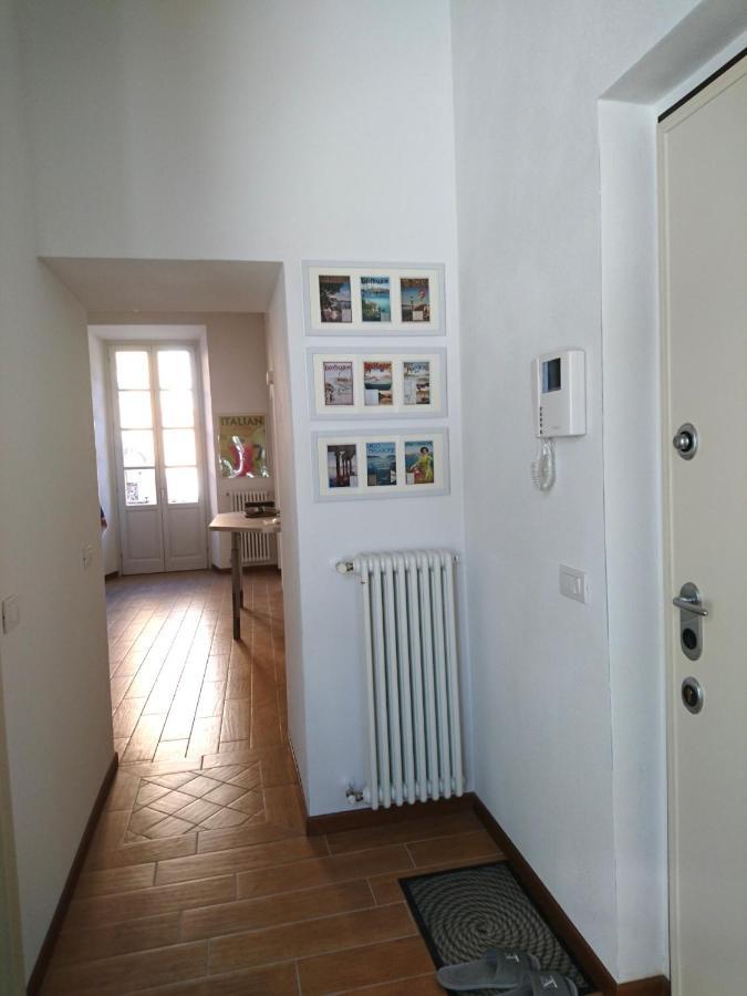 Villa Maghetti - Modernized Flat In Historic Palazzo In The Center Of Luino Eksteriør billede